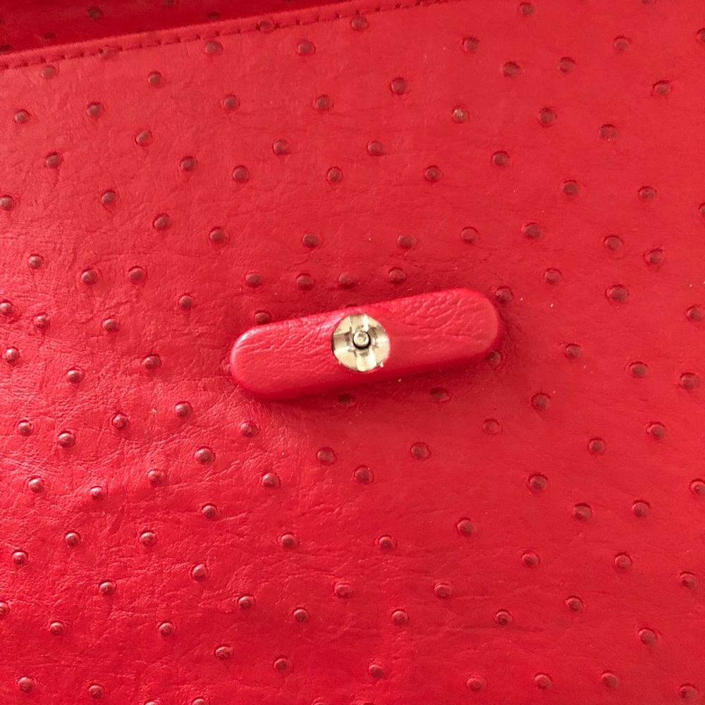 Beautiful Red Bag - Picture 8 of 12